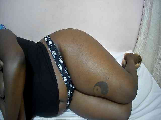 creamy-squirter webcam