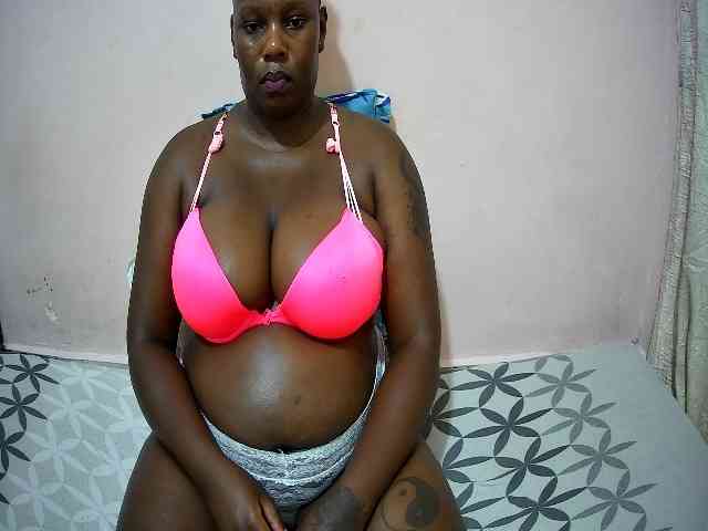 creamy-squirter webcam