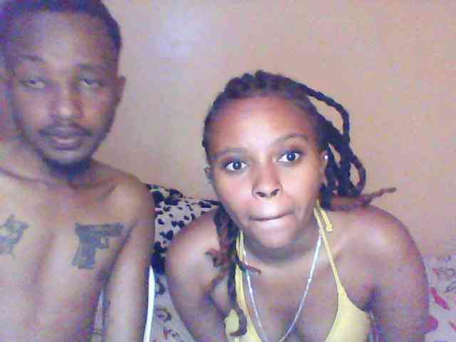 sweetdickpussy2 webcam