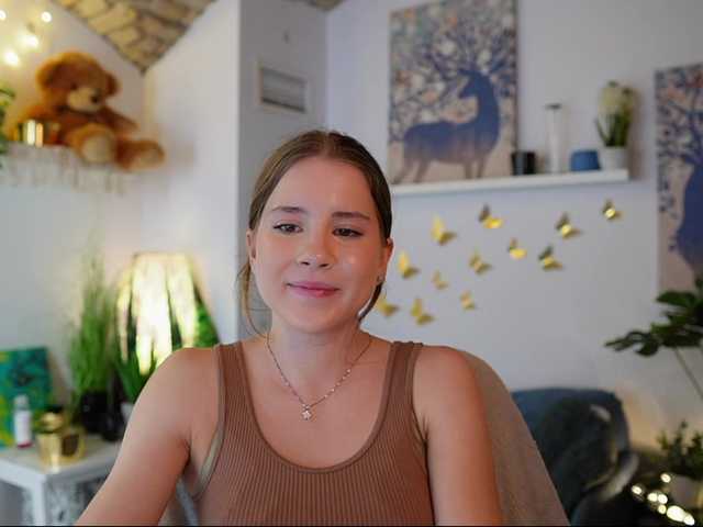 EmilyBlake webcam