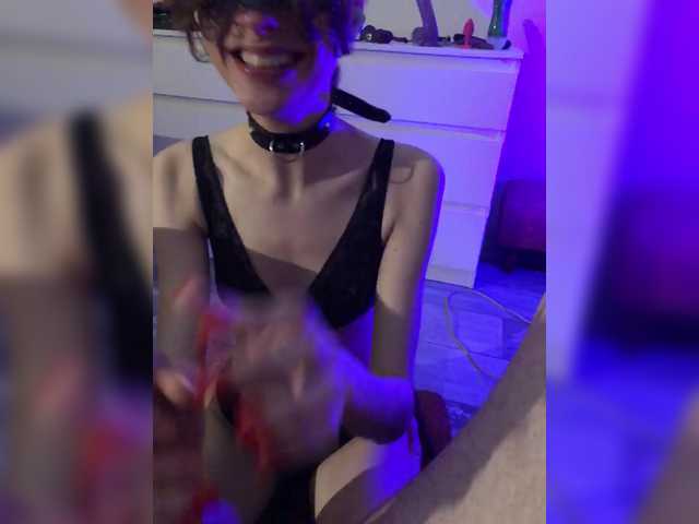 Vai a chattare su squirtproo squirtproo