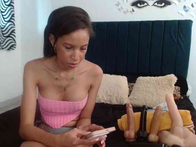 Keylertrue18 webcam