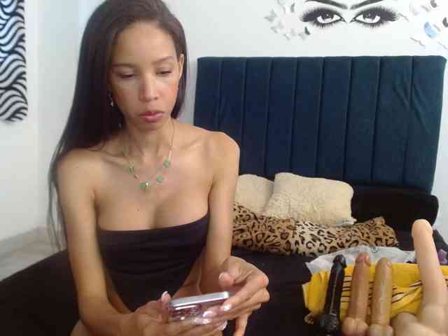 Keylertrue18 webcam