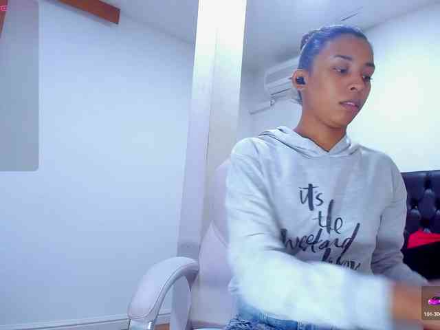ivi-lopezz webcam