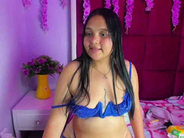 MissLiiz webcam