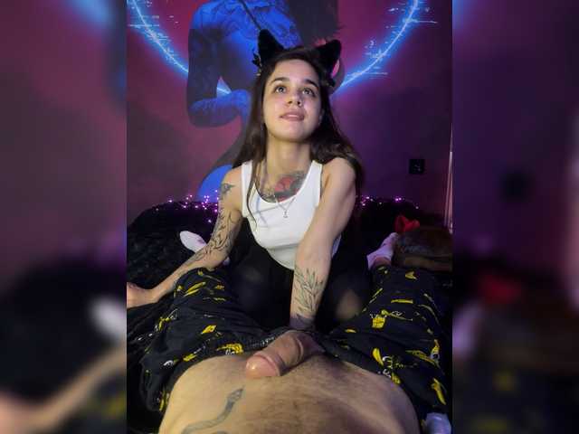 Accedi alla chat con il nickname LollyMille LollyMille