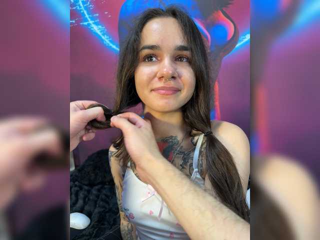 Entrez le videochat erotique avec le
modèle LollyMille LollyMille