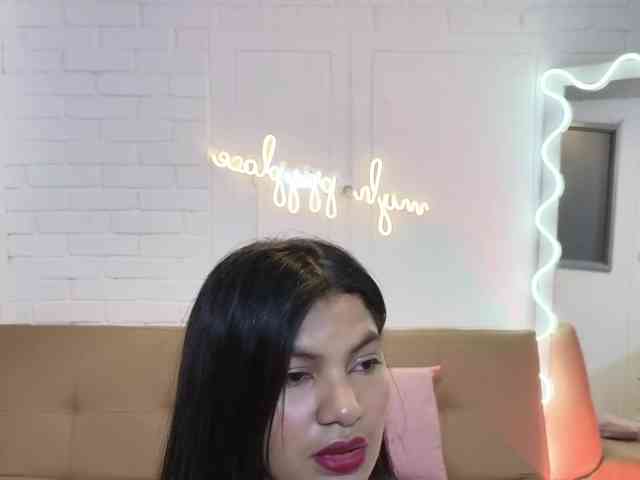 Lexy-tay webcam