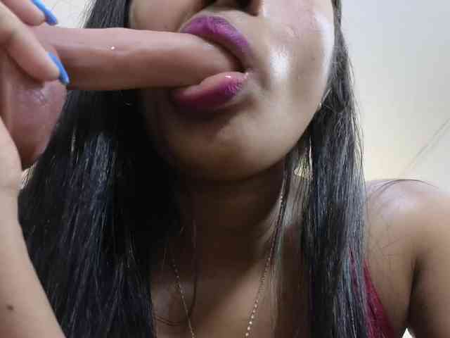 Lexy-tay webcam