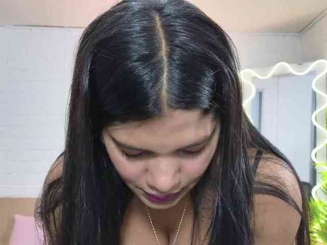 Lexy-tay webcam