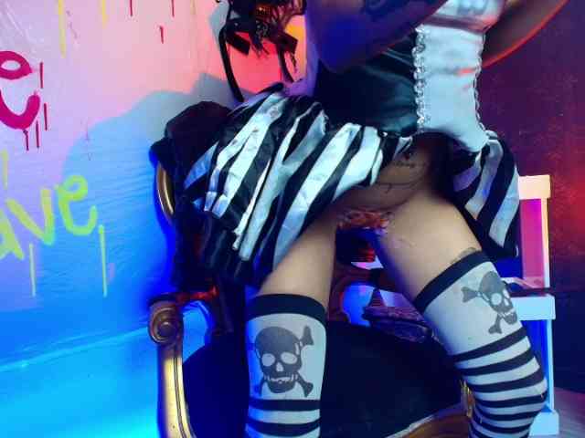 Sweettpleasure webcam