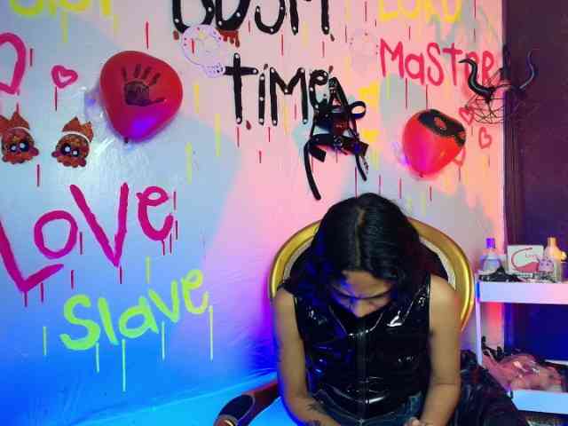 Sweettpleasure webcam