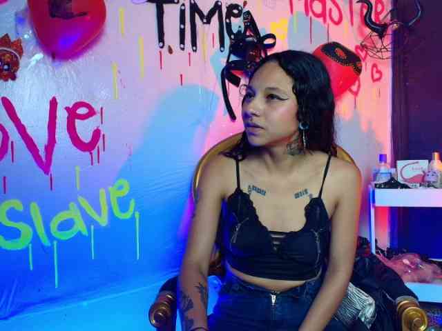 Sweettpleasure webcam