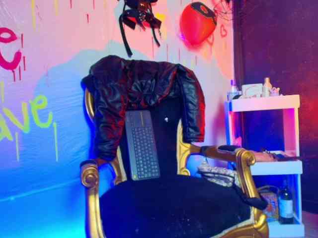 Sweettpleasure webcam