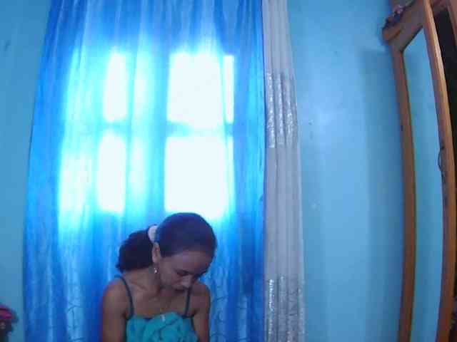 Reinewallashy3 webcam