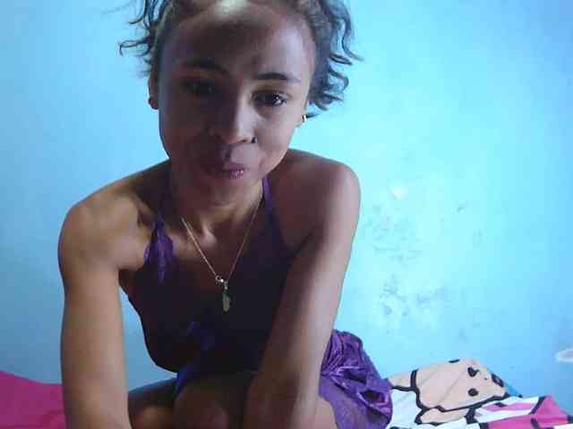 Reinewallashy3 webcam