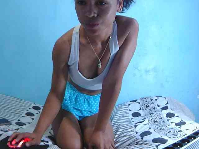 Reinewallashy3 webcam