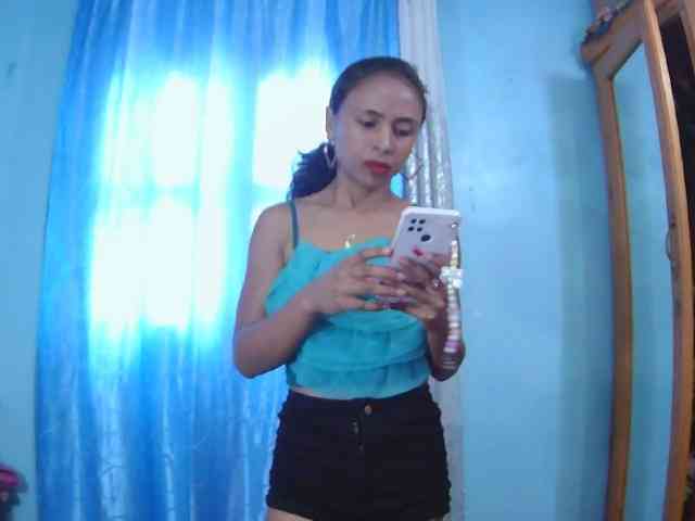 Reinewallashy3 webcam