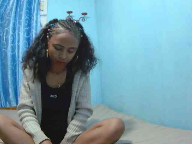 Reinewallashy3 webcam