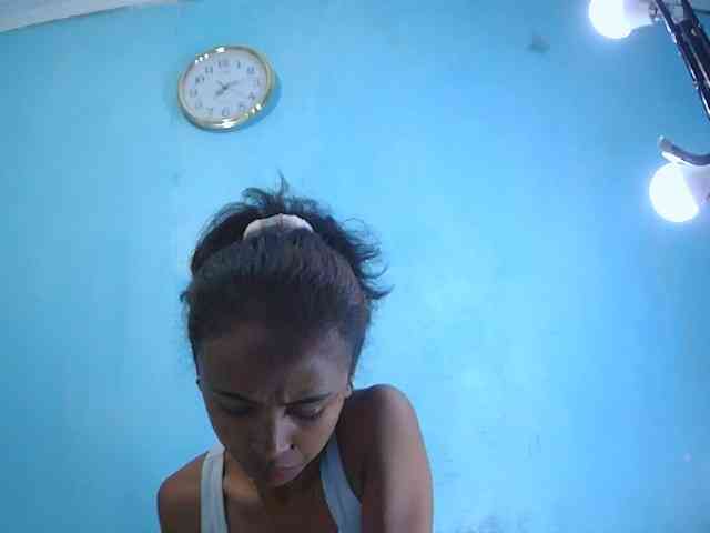 Reinewallashy3 webcam