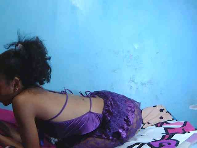 Reinewallashy3 webcam