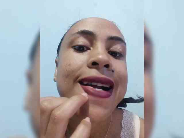 Reinewallashy3 webcam