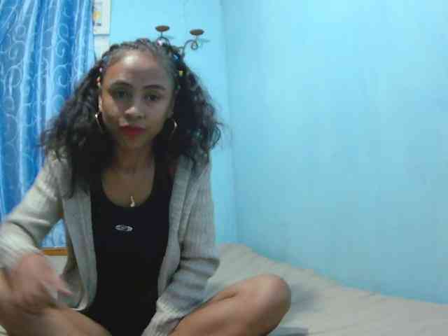 Reinewallashy3 webcam