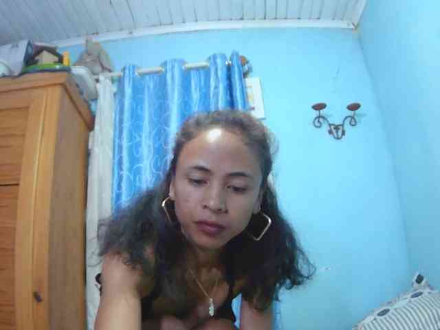 Reinewallashy3 webcam