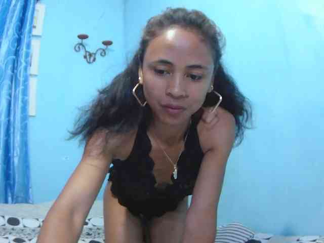 Reinewallashy3 webcam