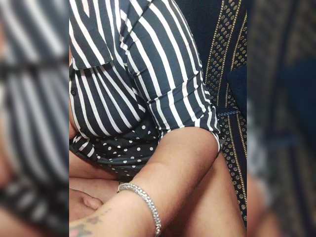 Sexxybhabhi1411 webcam