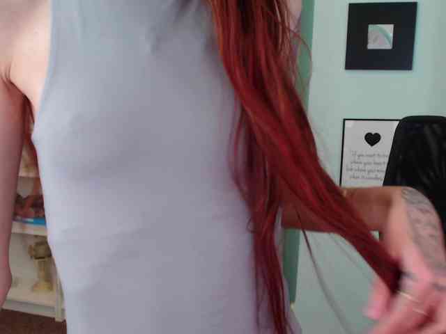 Julia-Jae webcam