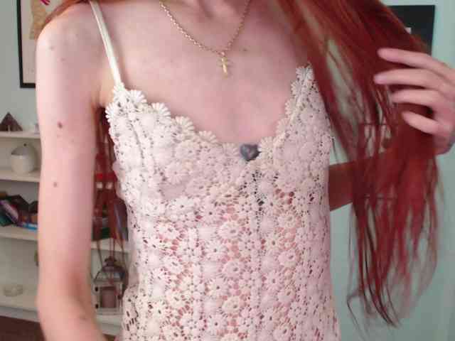 Julia-Jae webcam
