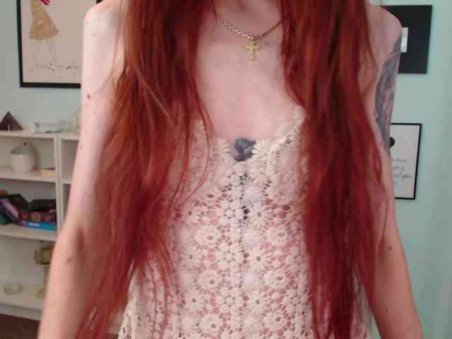 Julia-Jae webcam