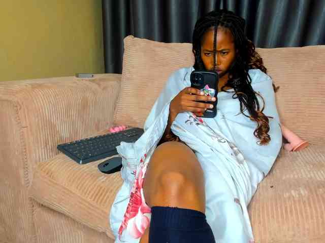 Sexy-fuck-Doll webcam