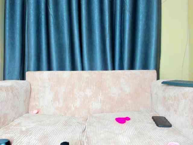 Sexy-fuck-Doll webcam