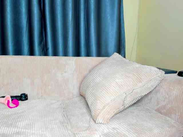 Sexy-fuck-Doll webcam