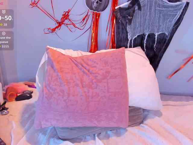Violethorny05 webcam