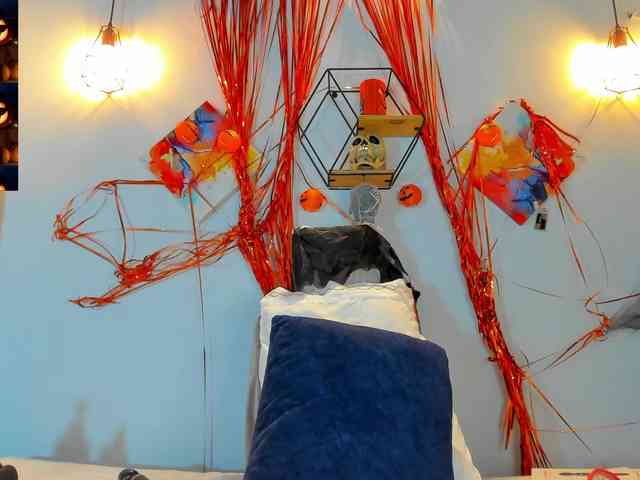 Violethorny05 webcam