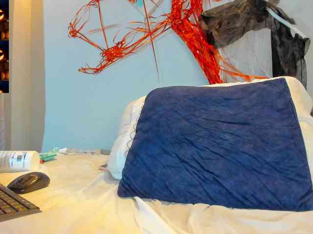 Violethorny05 webcam