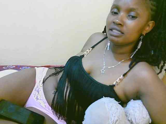 sexybounty2 webcam