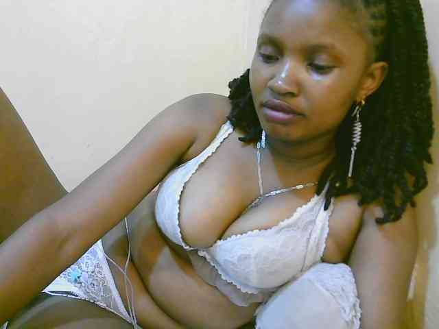 sexybounty2 webcam