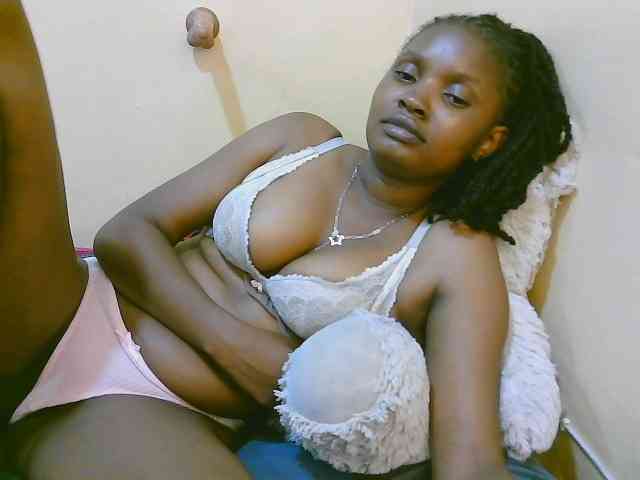 sexybounty2 webcam