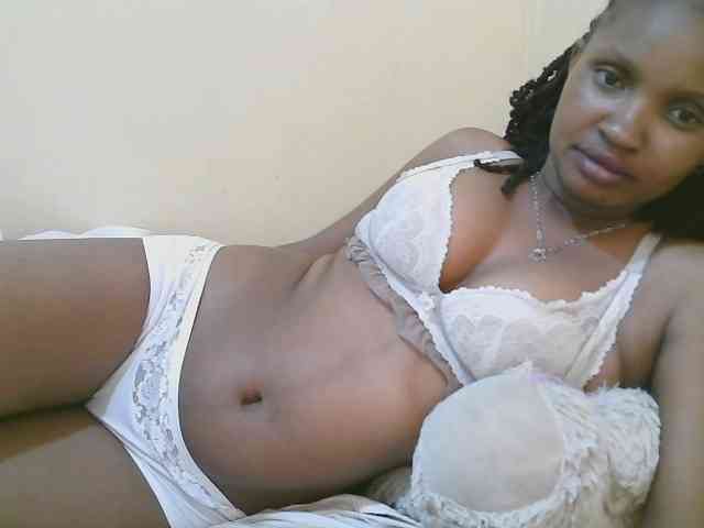 sexybounty2 webcam