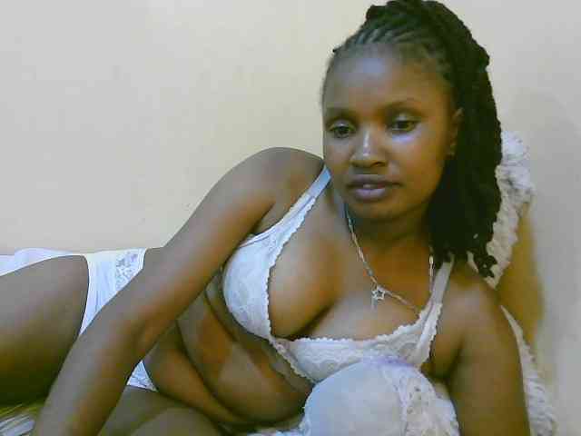 sexybounty2 webcam