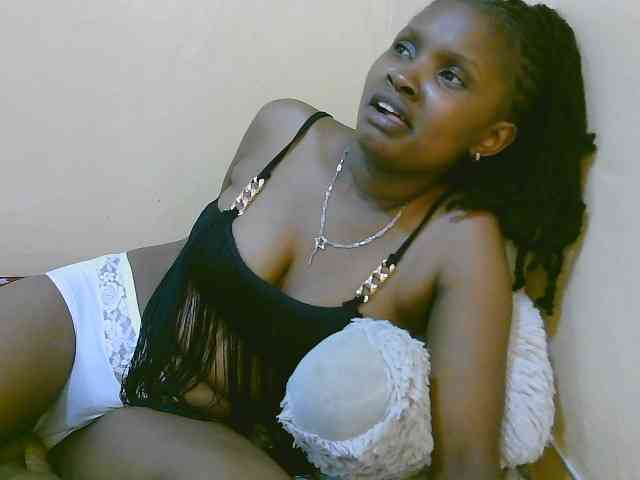 sexybounty2 webcam