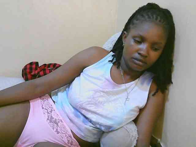 sexybounty2 webcam