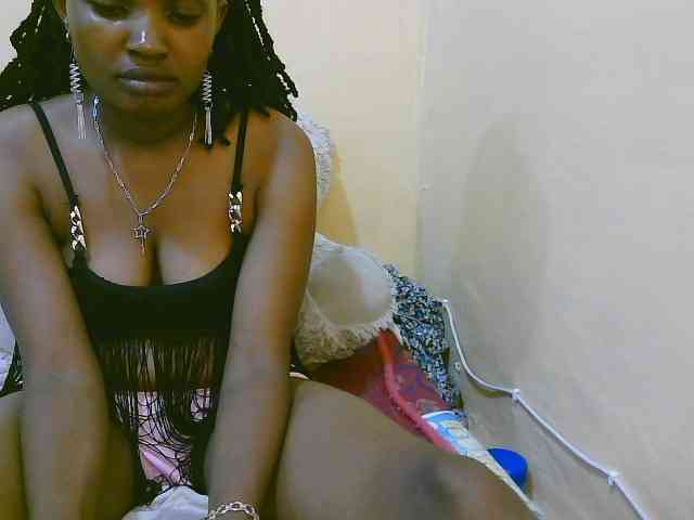 sexybounty2 webcam