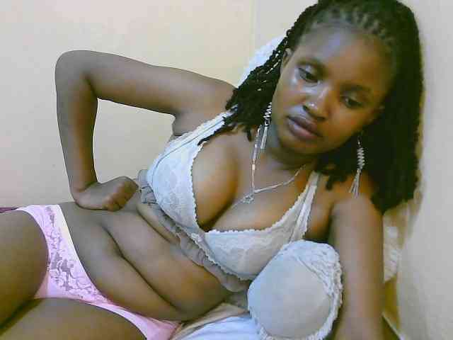 sexybounty2 webcam
