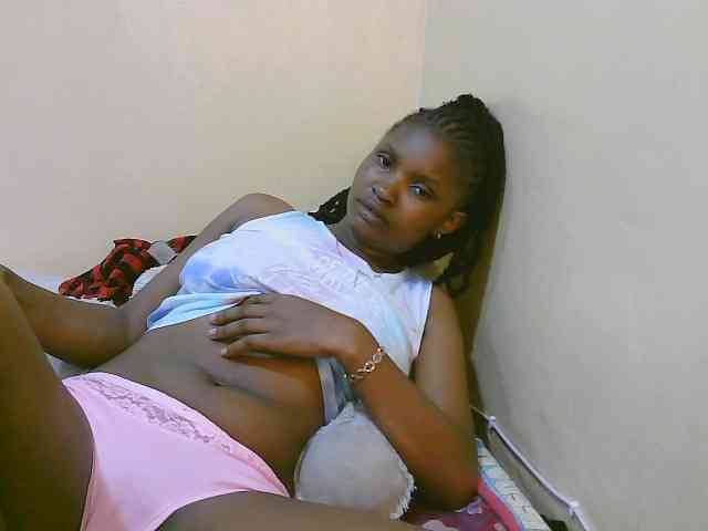 sexybounty2 webcam