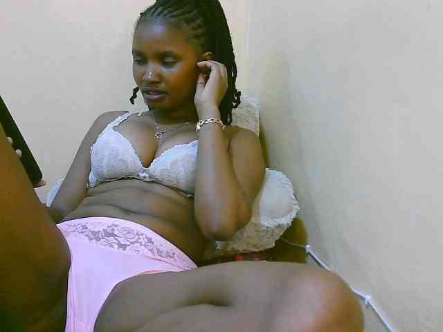 sexybounty2 webcam
